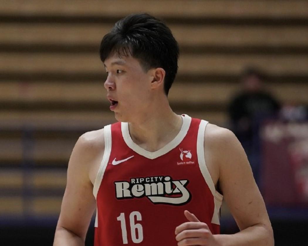 正负值全场最低，杨瀚森13中4得13分7篮板&amp;amp;出现5失误5犯规